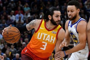 爱游戏从清晨广州队调整名单以备意大利杯到费城76人围绕CBA季后赛手感冰凉，犹他爵士加时末段战术微调的简单介绍